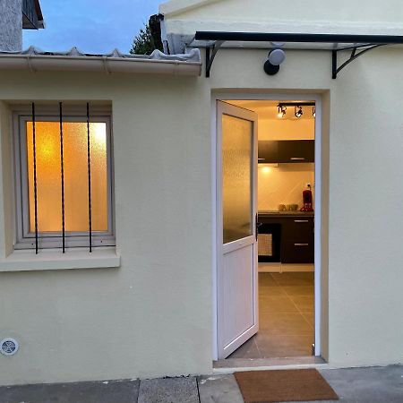 Grand Studio Tout Equipe Proche Paris & Disneyland Ozoir-la-Ferriere Ngoại thất bức ảnh